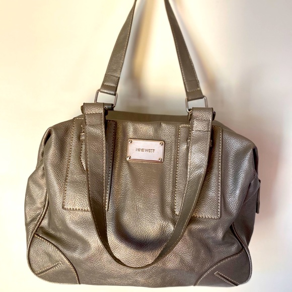 Nine West | silver metallic shoulder bag - Picture 3 of 15